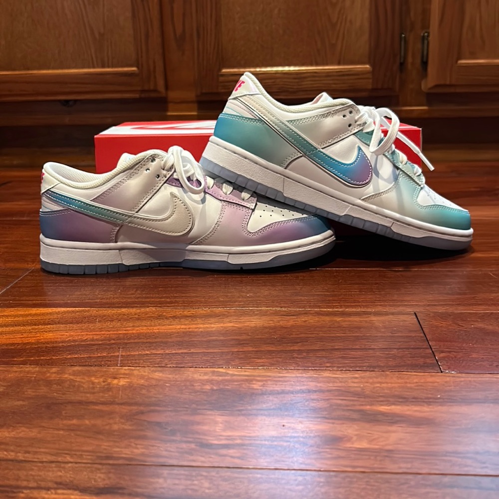 Nike Dunks. New in box!